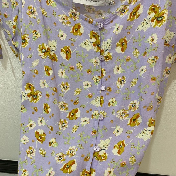 All in Favor (Nordstrom) Ladies Lavender Floral Print Casual Short Sleeve Top-S - Picture 3 of 10